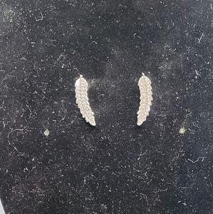 🦻BEAUTIFUL🦻 925 STERLING SILVER LEAVES EARRINGS